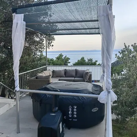 Frama * Makarska