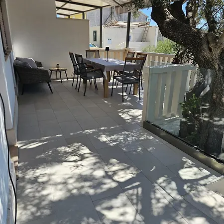 Frama Villa *
